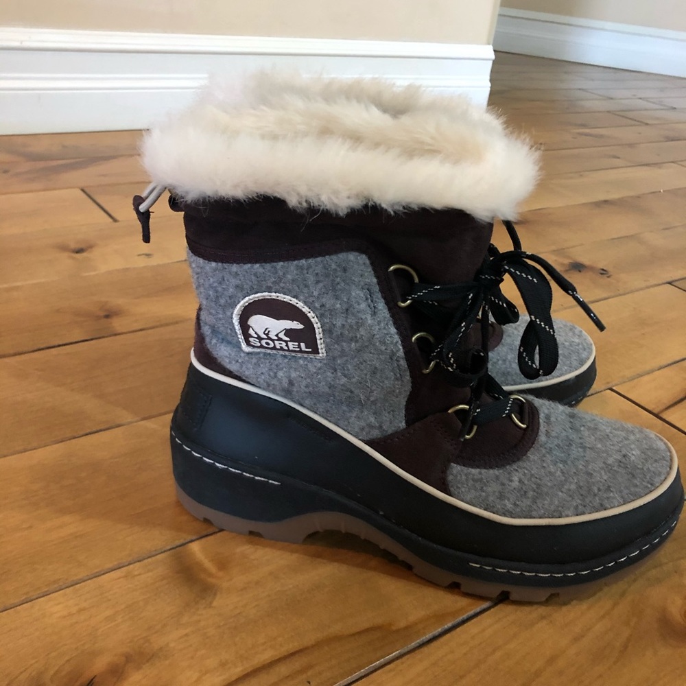 Sorel winter boots size 8